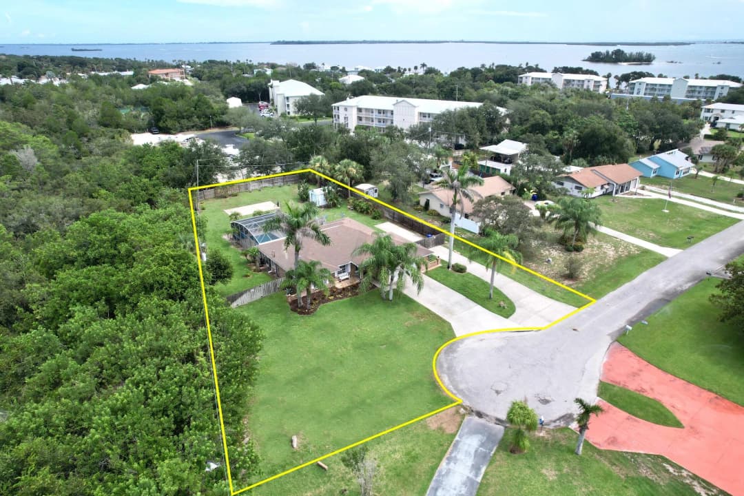 7686 134th Street, Sebastian, Florida 32958