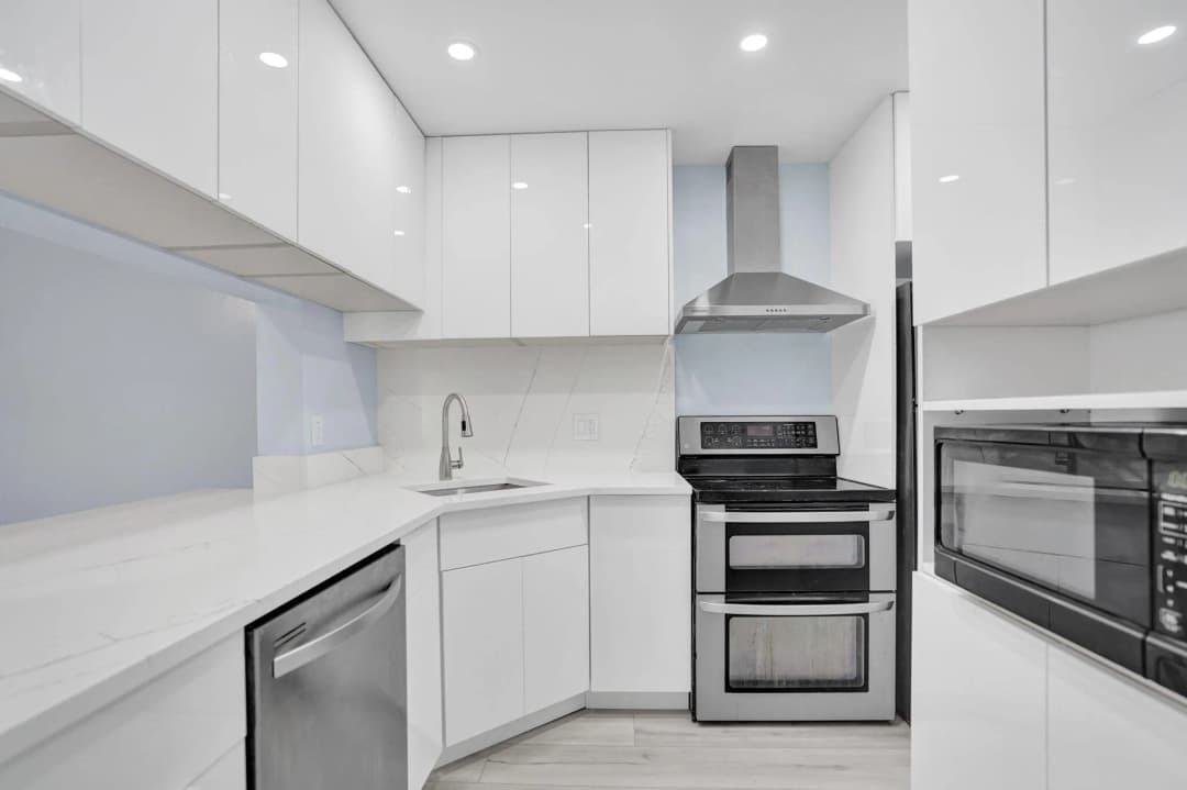 203 Foxtail Drive H3, West Palm Beach, Florida 33415