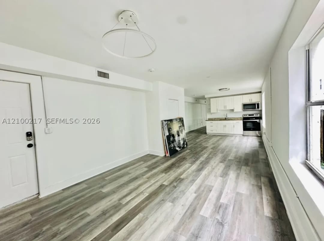 524 Nw 35th St 1, Miami, Florida 33127