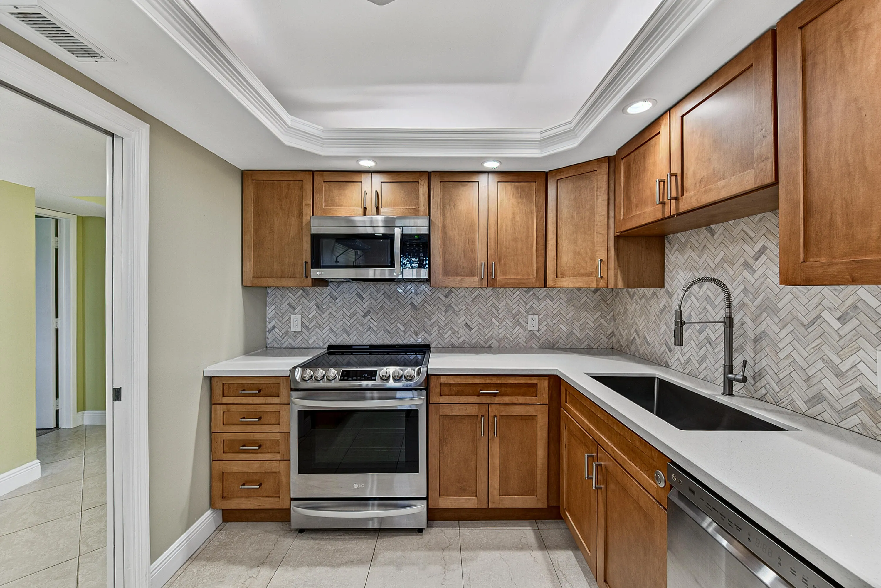 4000 Cypress Grove Way 506, Pompano Beach, Florida 33069 — photo 15