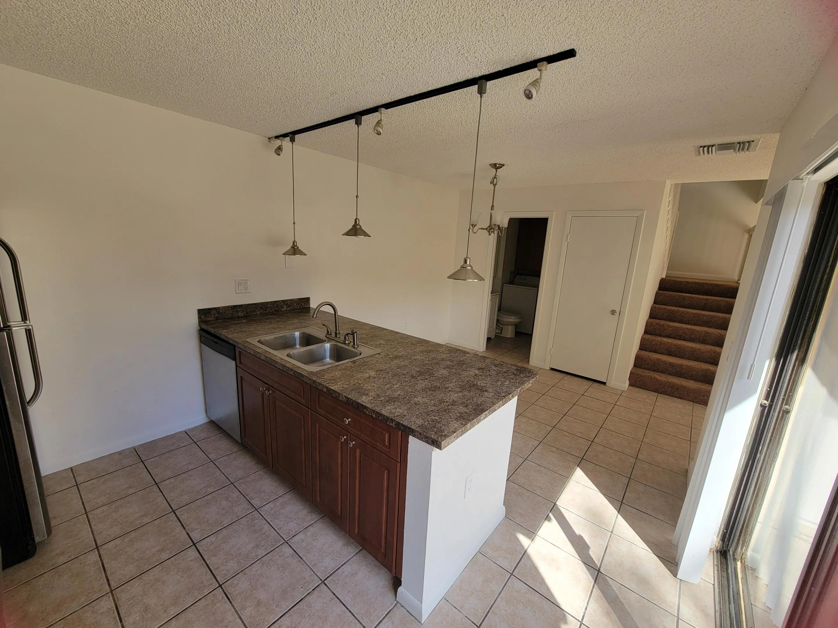 588 Green Springs Place 588, West Palm Beach, Florida 33409 — photo 6