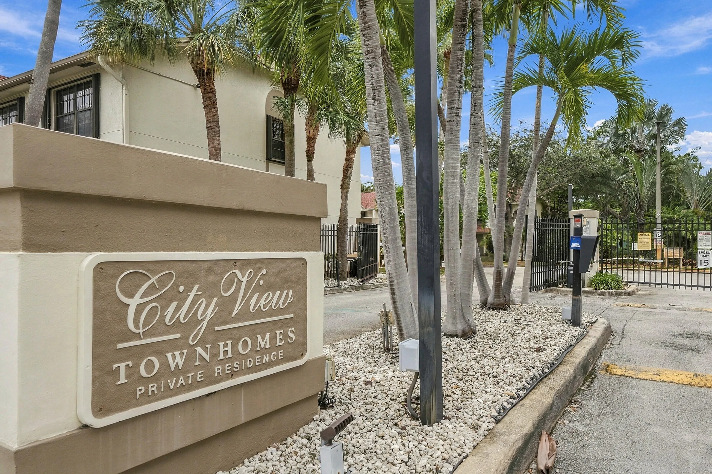 341 City View Drive, Fort Lauderdale, Florida 33311 — photo 1