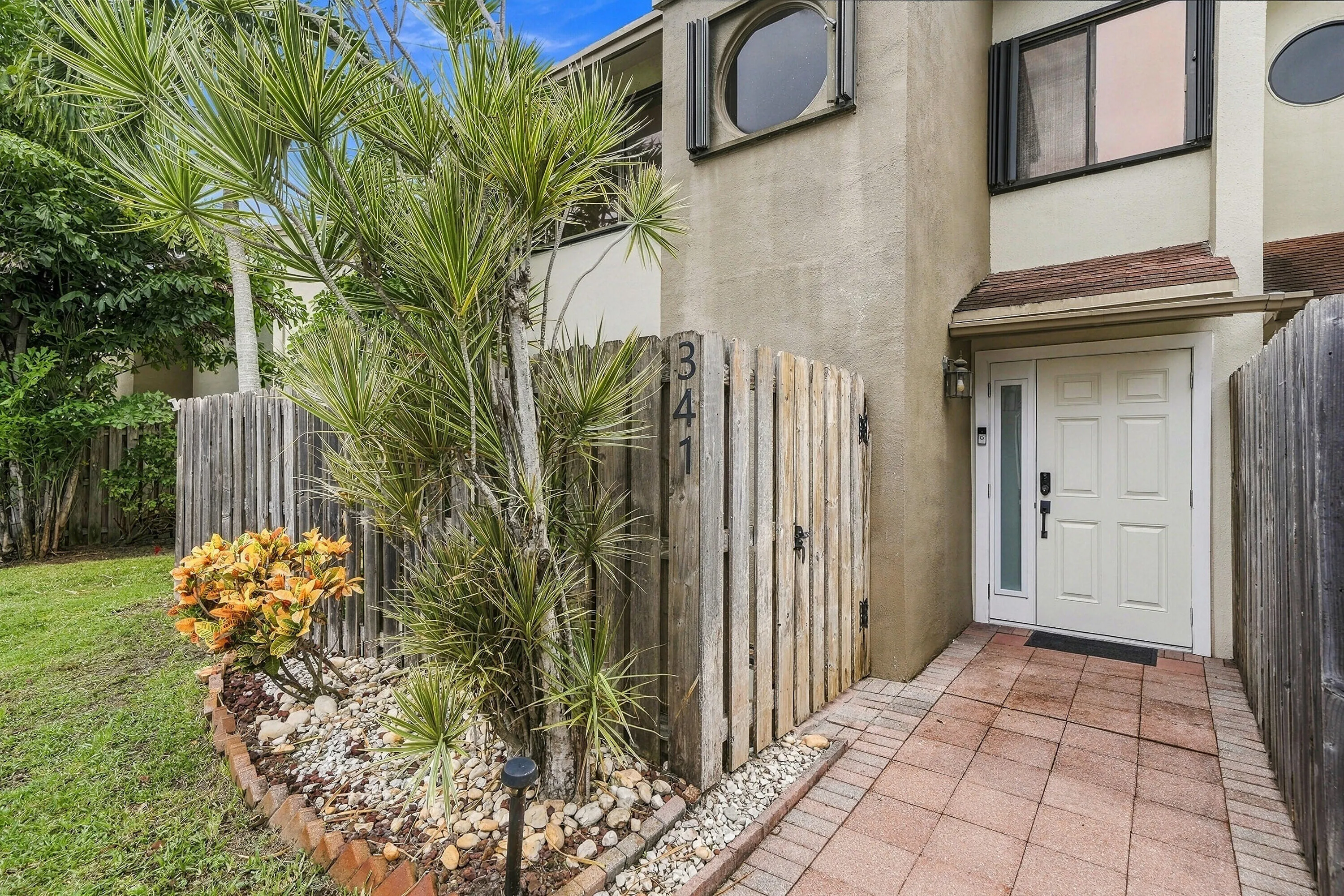 341 City View Drive, Fort Lauderdale, Florida 33311 — photo 2