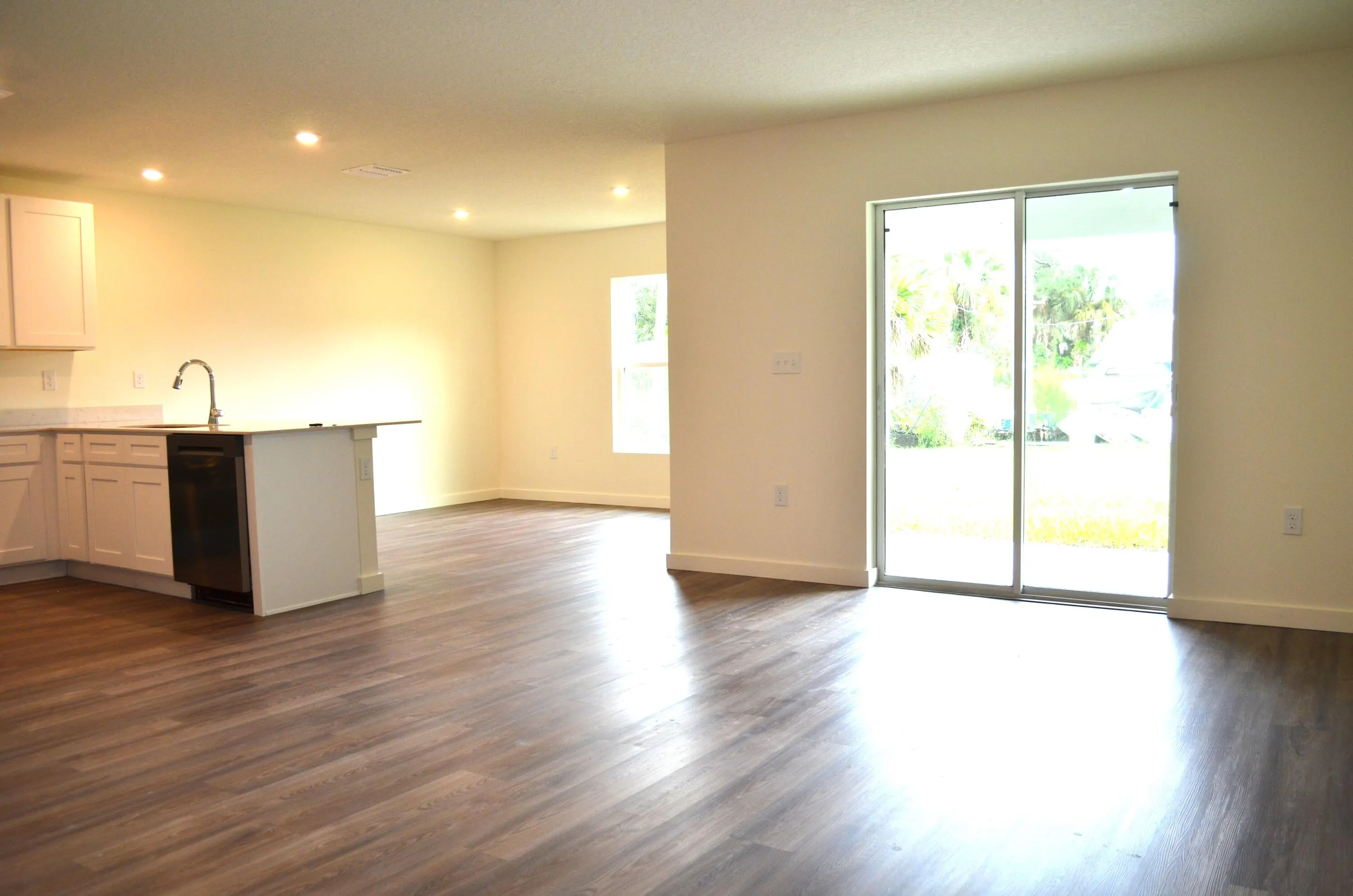 8201 Deland Avenue, Fort Pierce, Florida 34951 — photo 9