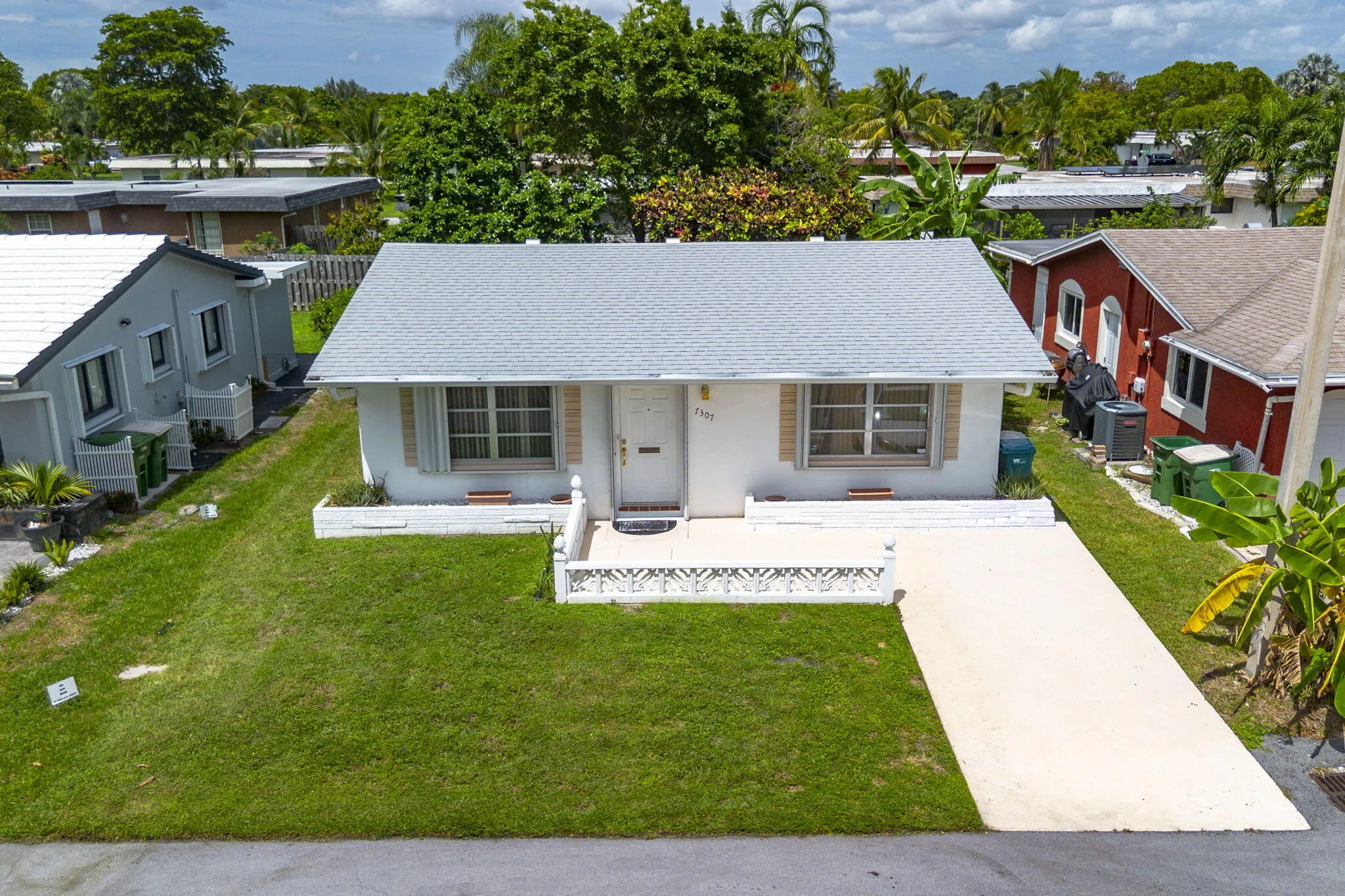 7307 Nw 62nd Street, Tamarac, Florida 33321 — photo 2