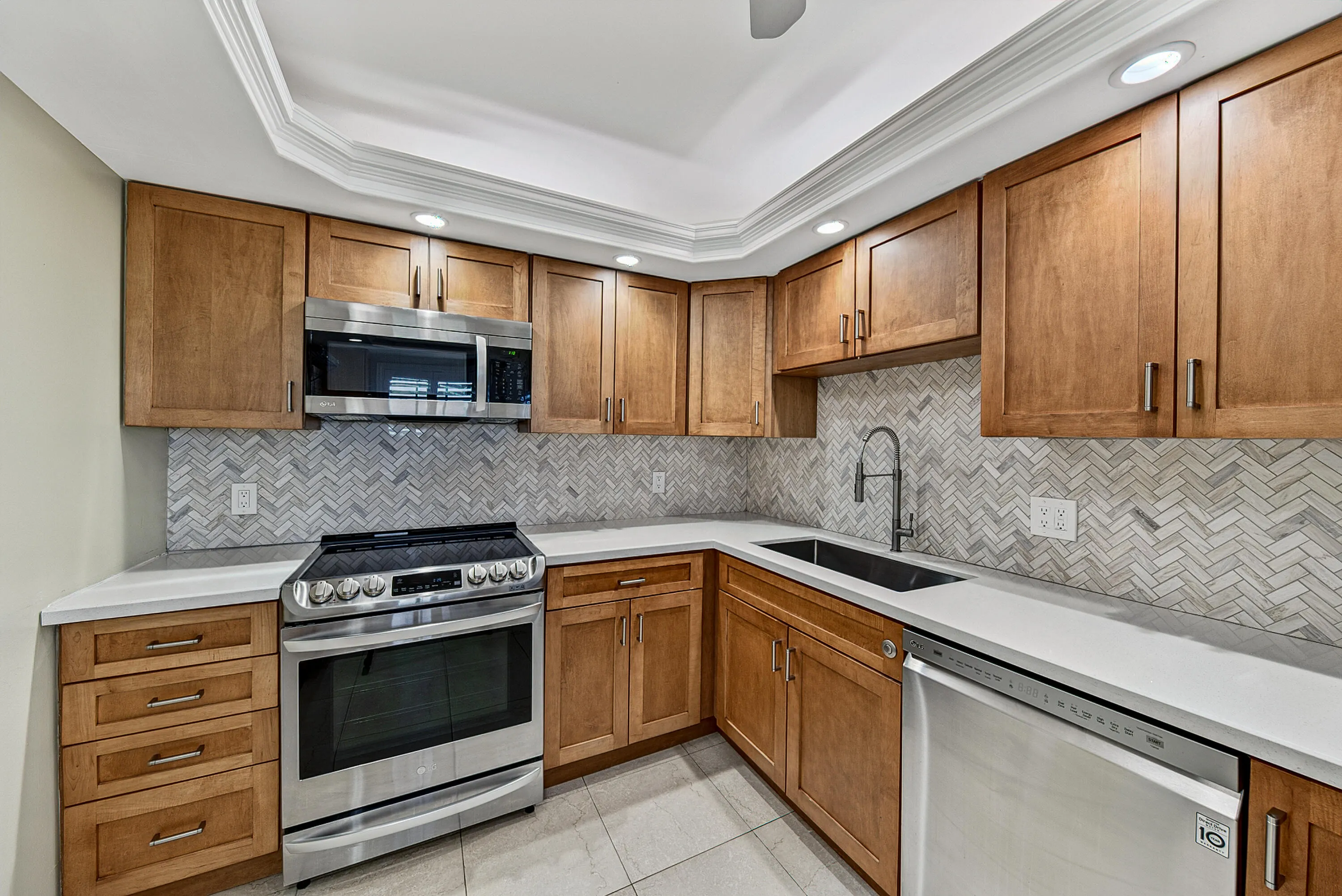 4000 Cypress Grove Way 506, Pompano Beach, Florida 33069 — photo 16