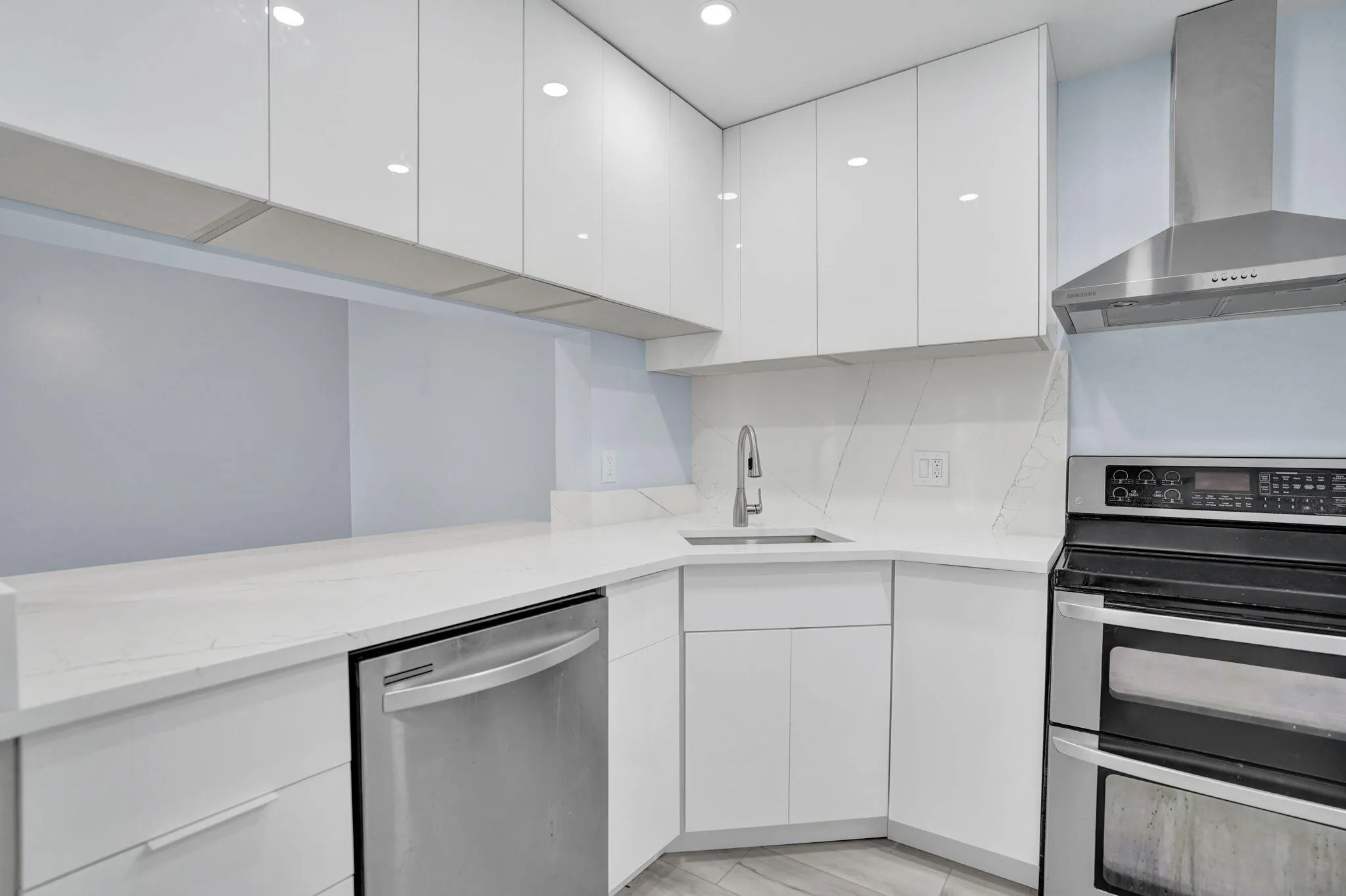 203 Foxtail Drive H3, West Palm Beach, Florida 33415 — photo 5