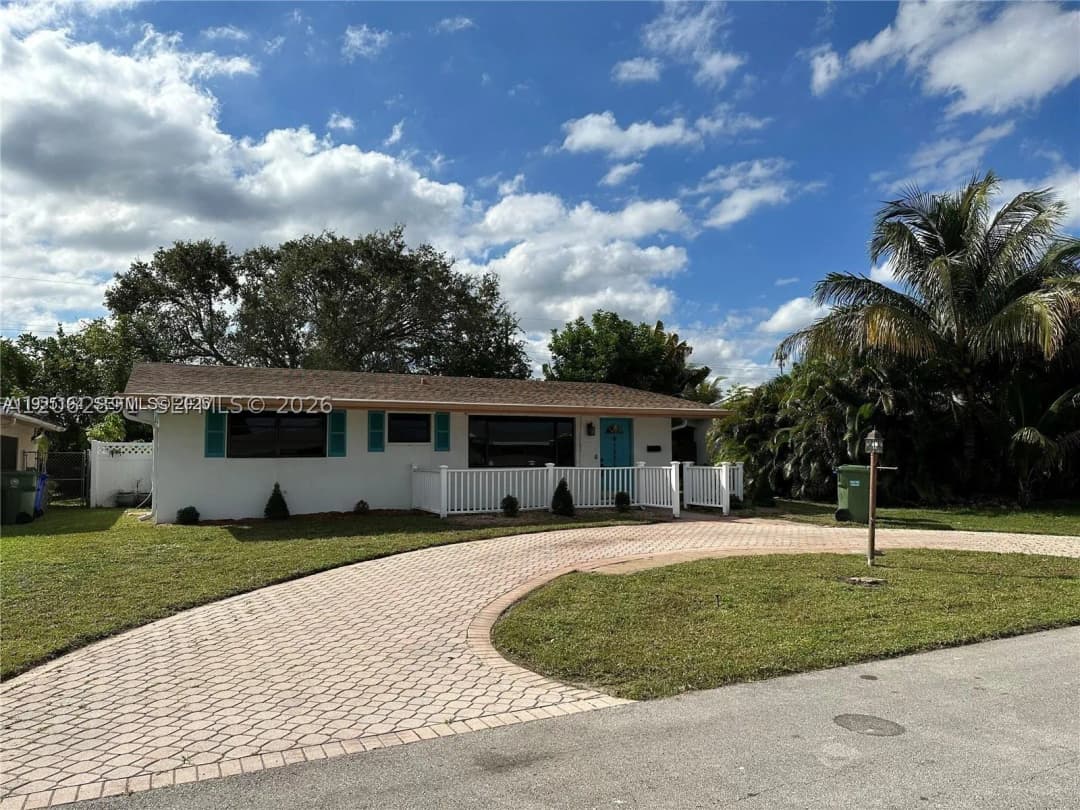 7880 Nw 11th St 0, Pembroke Pines, Florida 33024