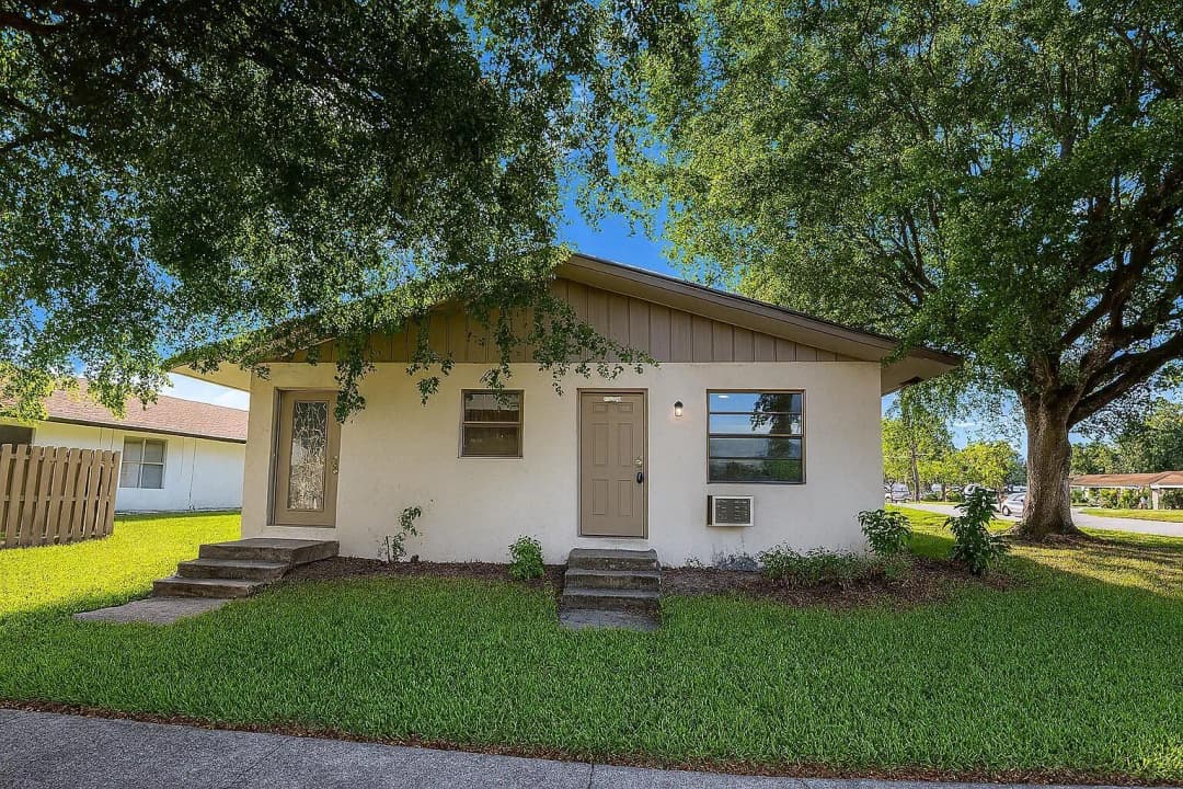 3539 Melaleuca Lane, Lake Worth, Florida 33461