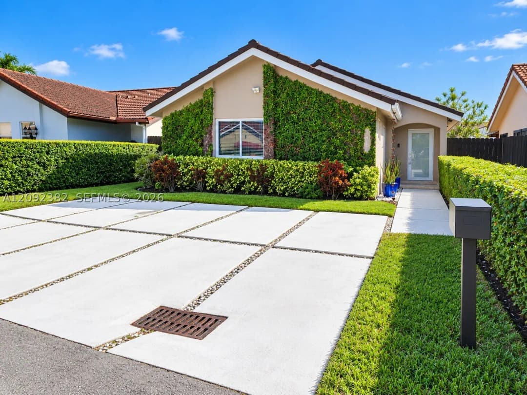 11312 Sw 25 Terr, Miami, Florida 33165
